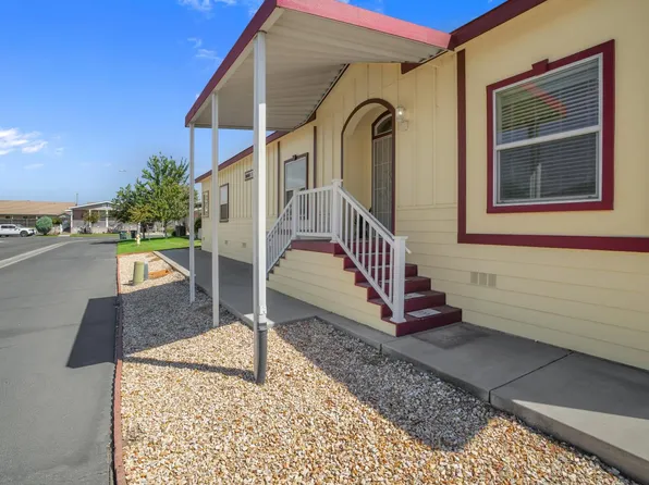 1302 Queen Way #29, Livingston, CA 95334