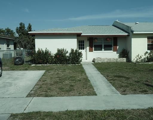 5th image of 3816 Heather Dr E