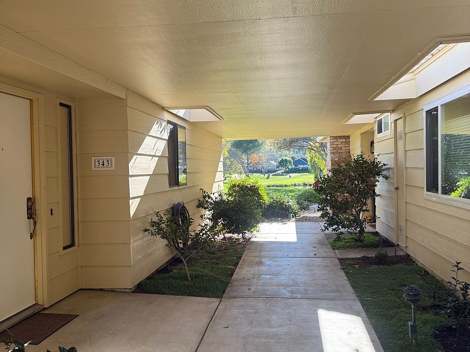 Covered breezeway entrance
