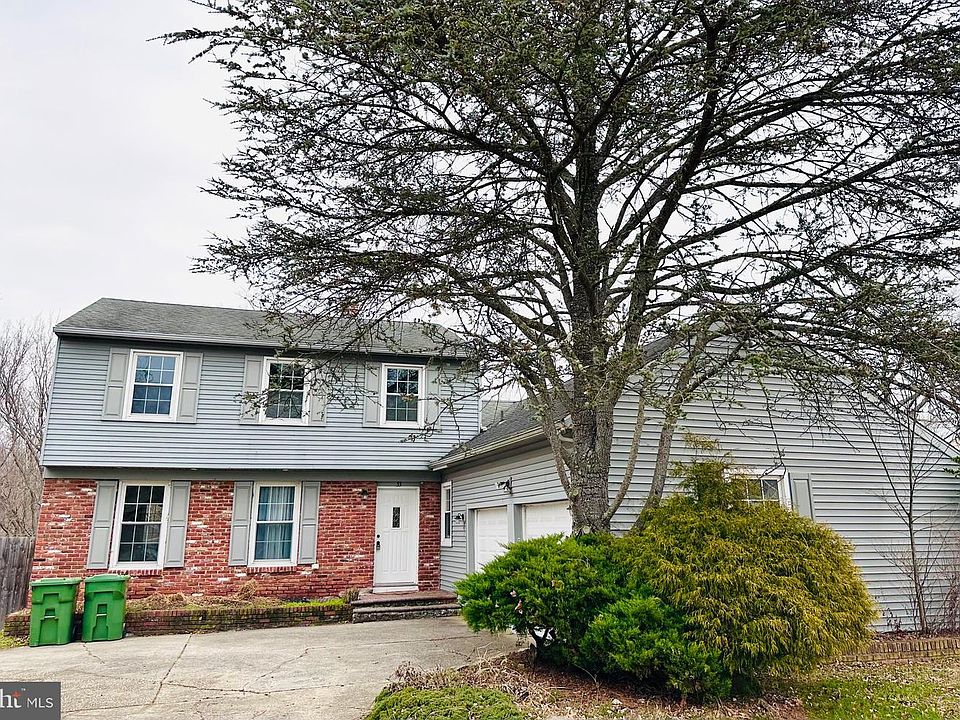 1st image of 33 N Green Acre Dr