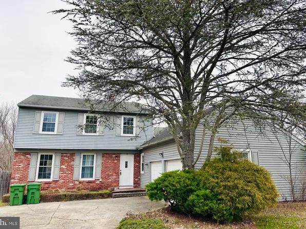 33 N Green Acre Dr, Cherry Hill, NJ 08003