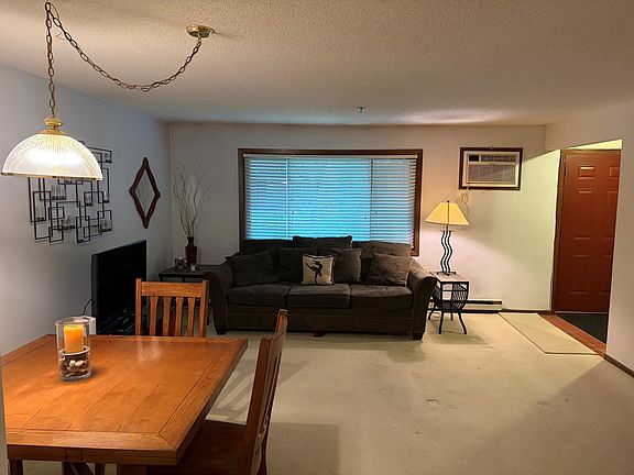 3rd image of 2110 Ridge Dr APT 13