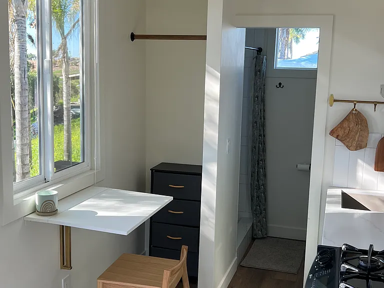 Los Cerritos Ln — Photo 7