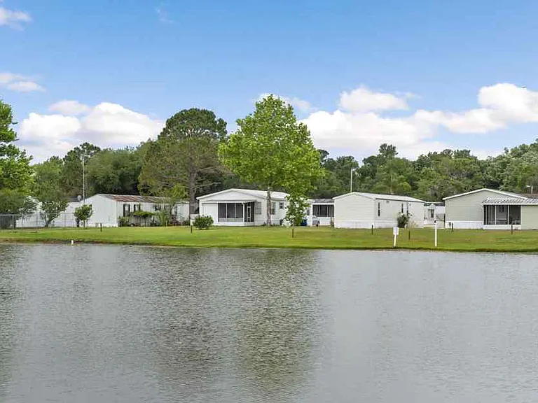 Sunlake Terrace Estates — Photo 8