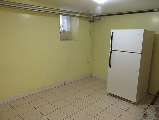 Rented by Windsor Homes Realty Corp | media 6