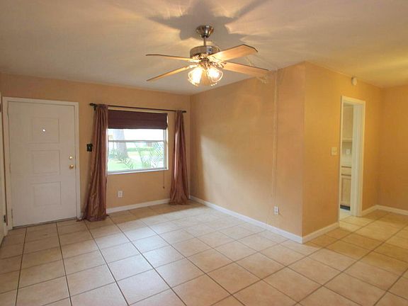 5th image of 5453 Waterside Dr