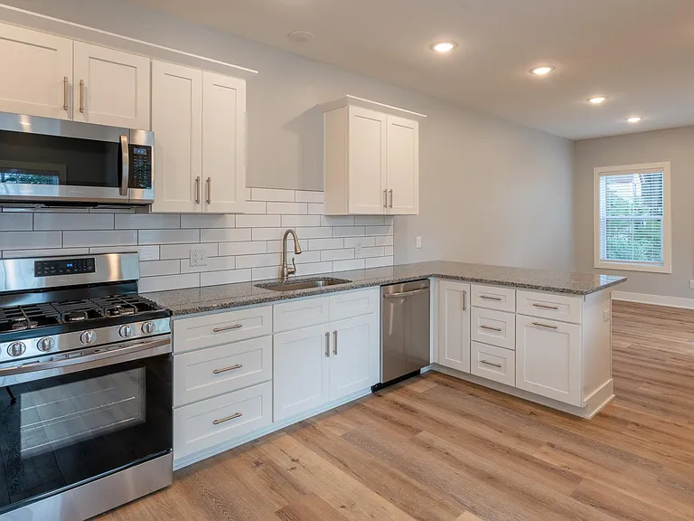 1015 Sigsbee St SE #1 — Photo 12