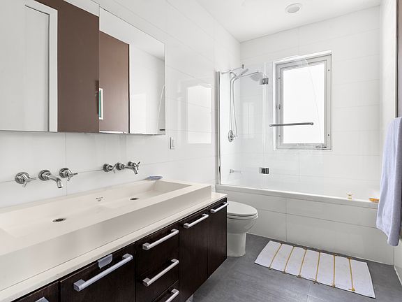 5th image of 84 Engert Ave APT 5A