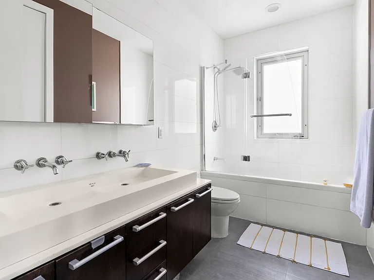 84 Engert Ave #5A — Photo 5