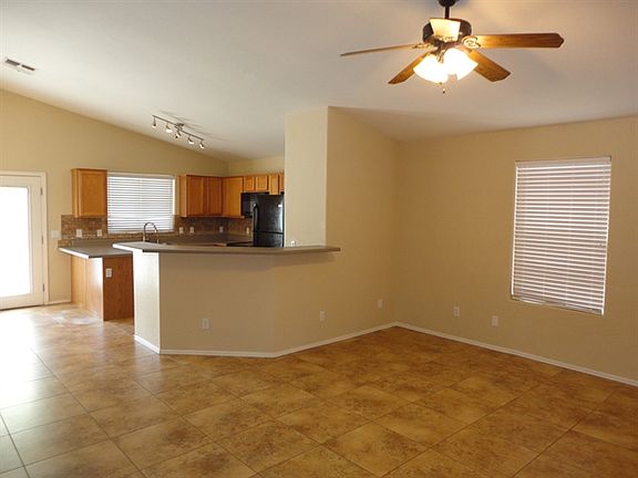 3rd image of 10561 E Camino Cir