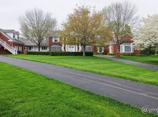 418 Caesar Dr, Barrington, IL 60010