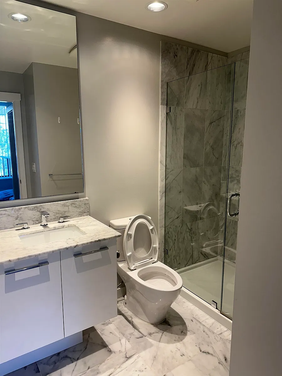 Building Photo - 5638 Birney Ave #208