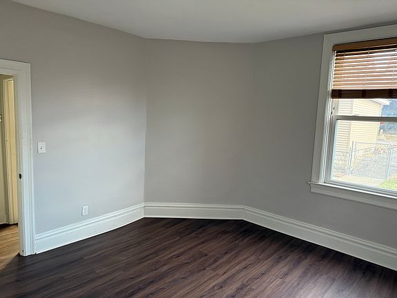 2nd image of 73 S Fremont Ave #1
