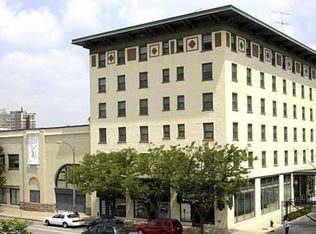 Drake Plaza Apartments, Saint Louis, MO 63103