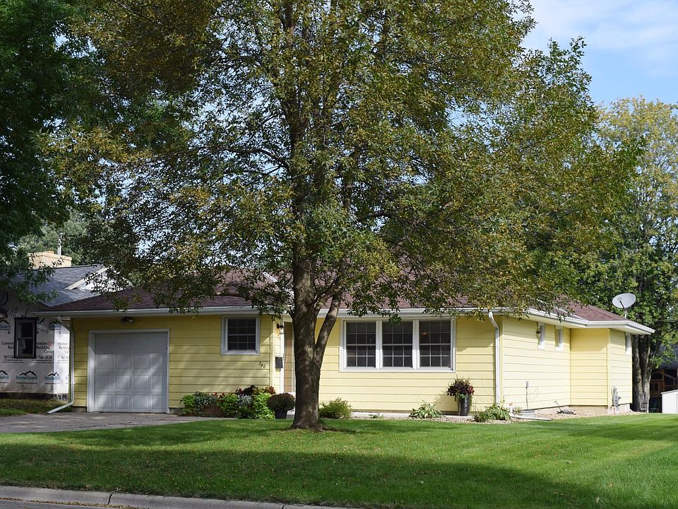 1st image of 346 McIndoe St