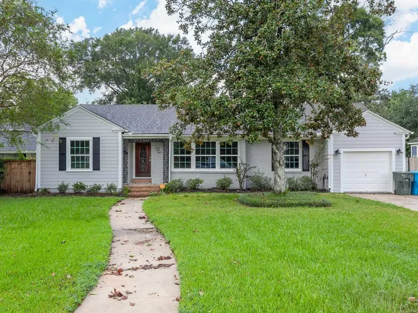 755 N 23rd St, Beaumont, TX 77706