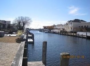325 S Bay Dr, Mantoloking, NJ 08738