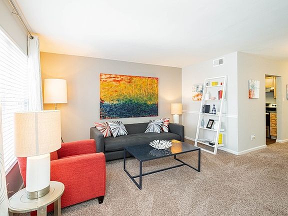 4th image of 1401 Veau Ct APT B