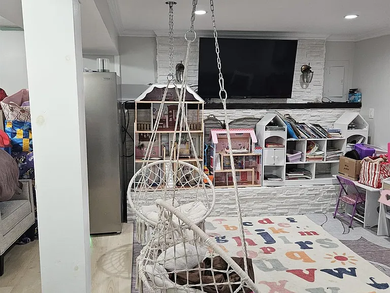 127 Berkeley Ave — Photo 7