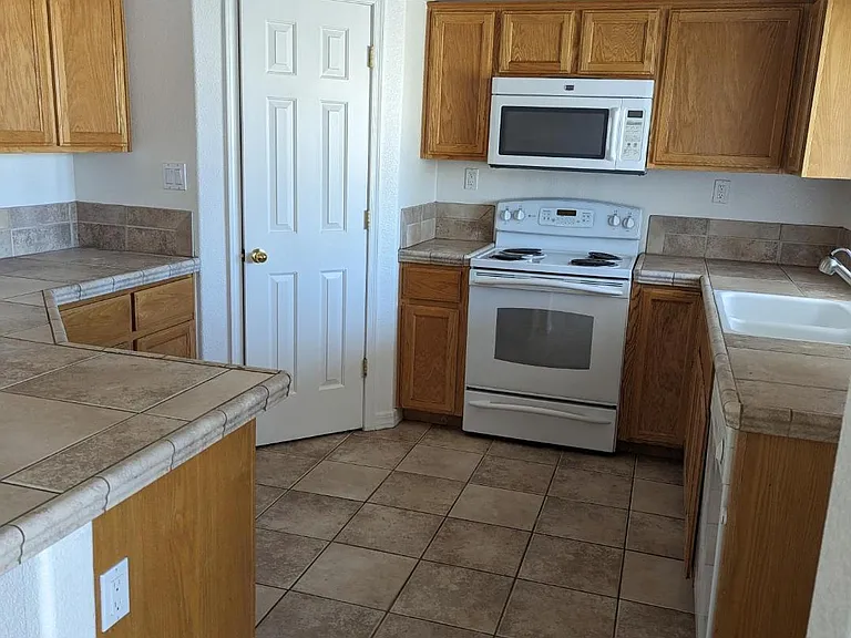 2565 Havasupai Blvd — Photo 6