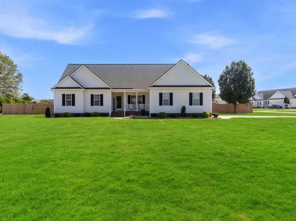 1045 Oak Grove Rd, Rocky Mount, NC 27804