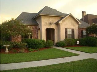 101 Kempton Dr, Lafayette, LA 70508
