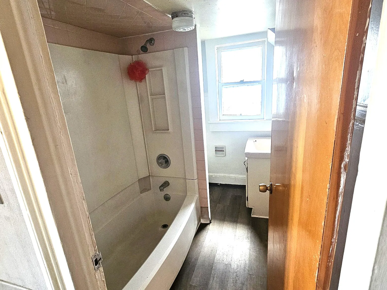 2 bed, 850 sqft, $1,000 — Photo 4