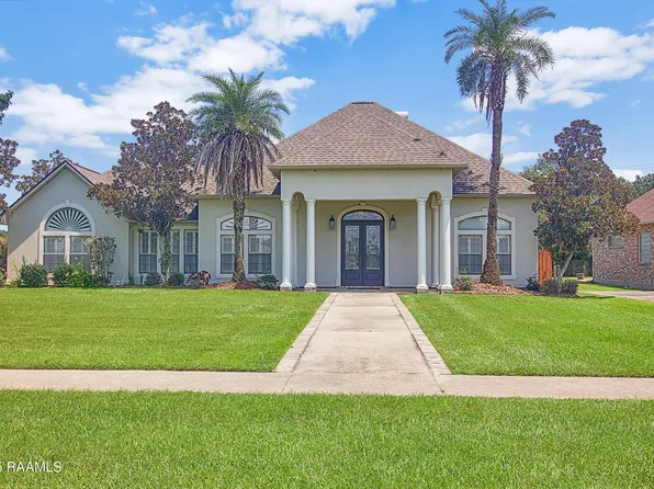 9802 Belle Place Cir, Maurice, LA 70555