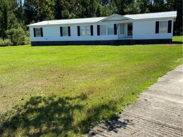 259 Fernwood Cir, Lumberton, NC 28360