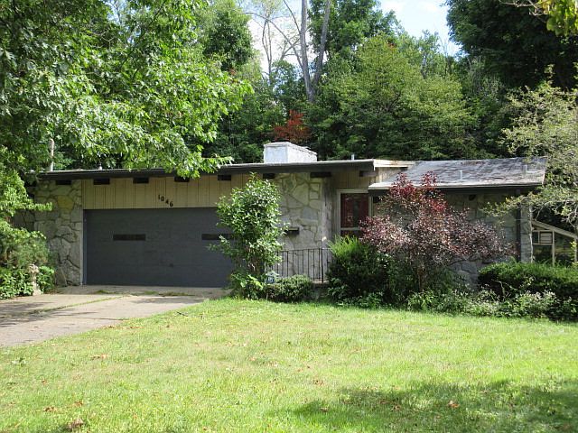 1st image of 1046 Oak Hill Cir