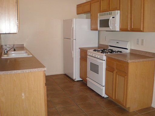 2nd image of 3500 Cactus Shadow St Unit 102