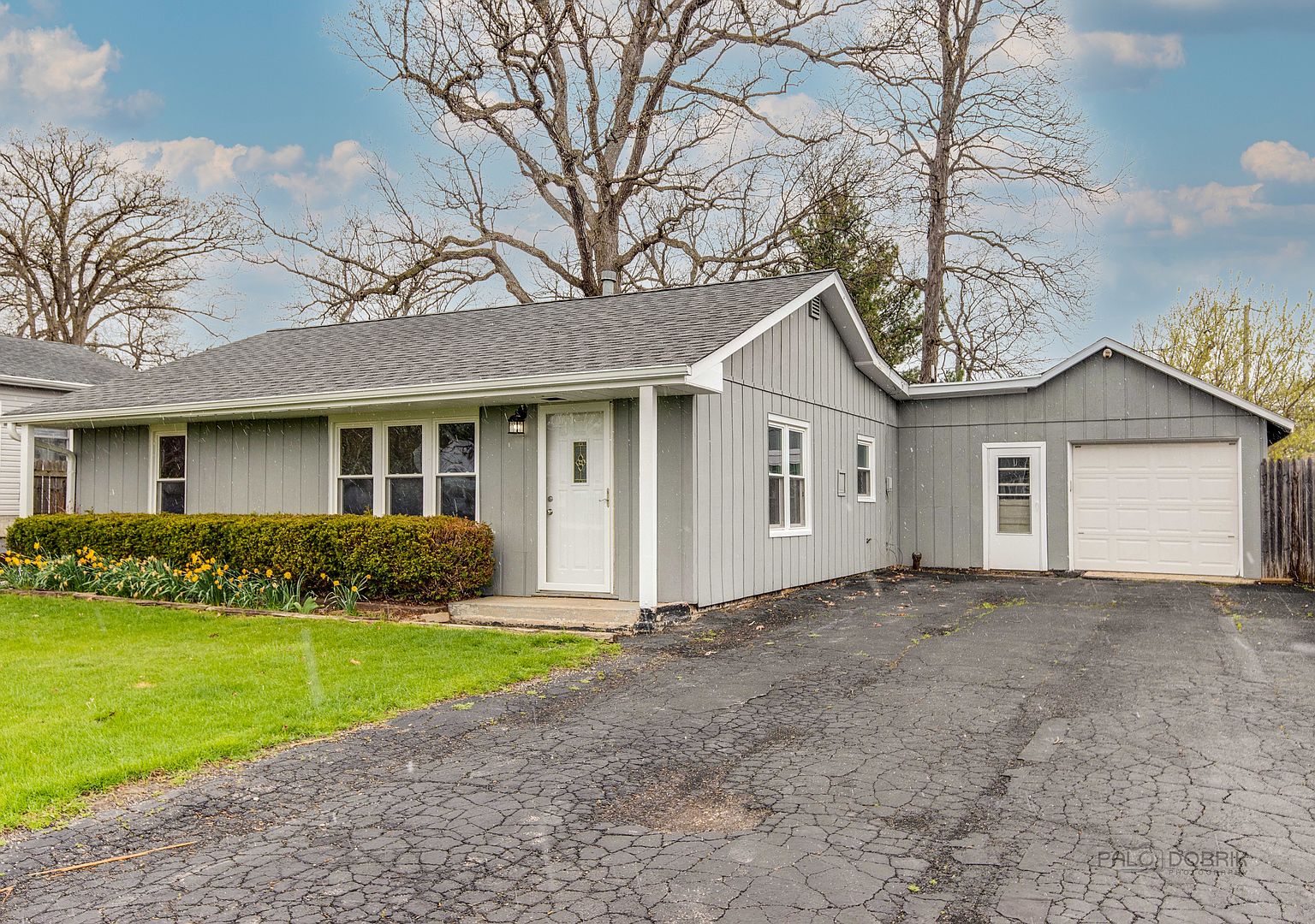 17824 W Twin Lakes Blvd, Grayslake, IL 60030 Zillow