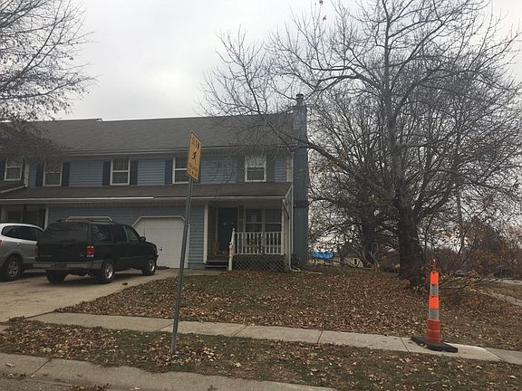 3rd image of 1115 Prairie Ln #D