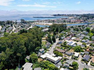 94 Caledonia St, Santa Cruz, CA 95062