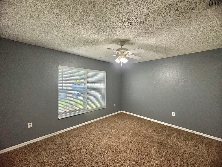 4726 Four Lakes Dr — Photo 14