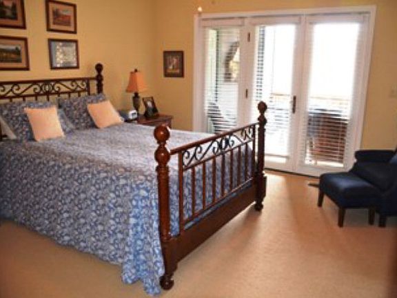 5th image of 499 Peaceful Haven Dr Unit 712