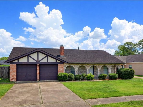 8027 Garden Parks Dr