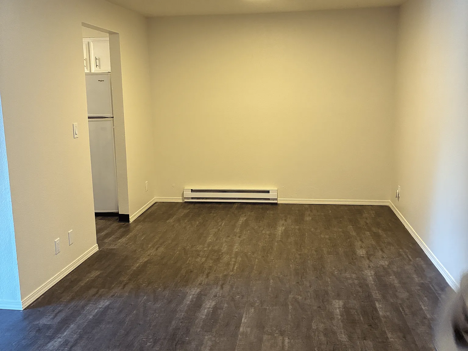 Pacific Village Apartments — Photo 3