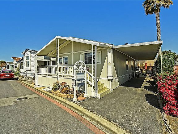 3rd image of 1085 Tasman Dr