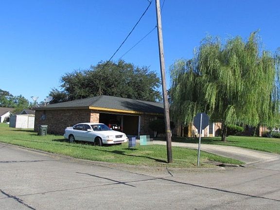 3rd image of 1418 Dehart Dr