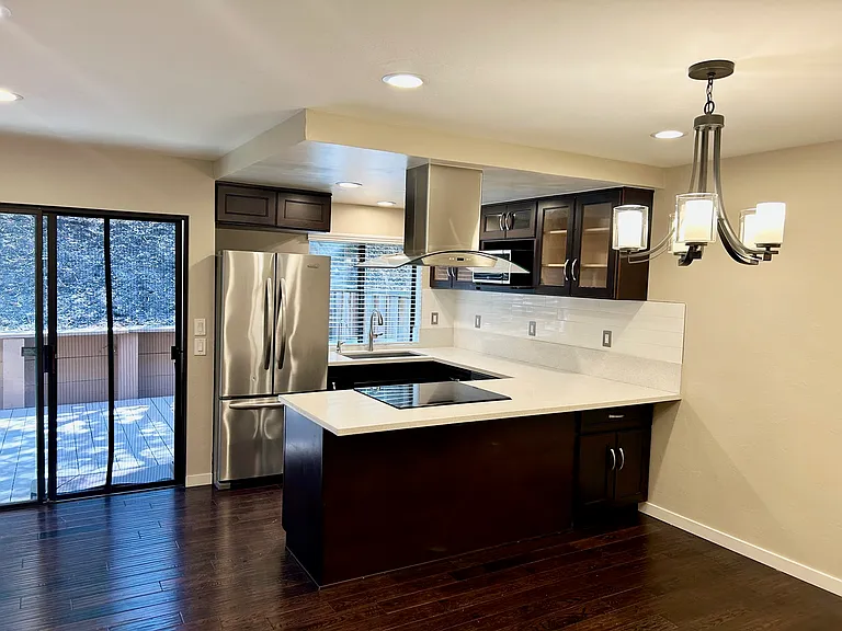 1624 San Luis Rd — Photo 1