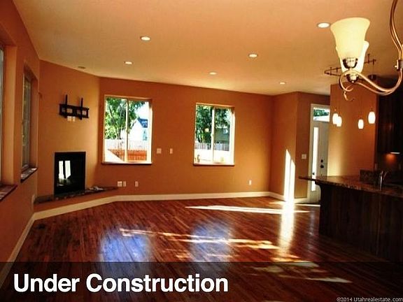 2nd image of 442 E Fisher Meadow Dr
