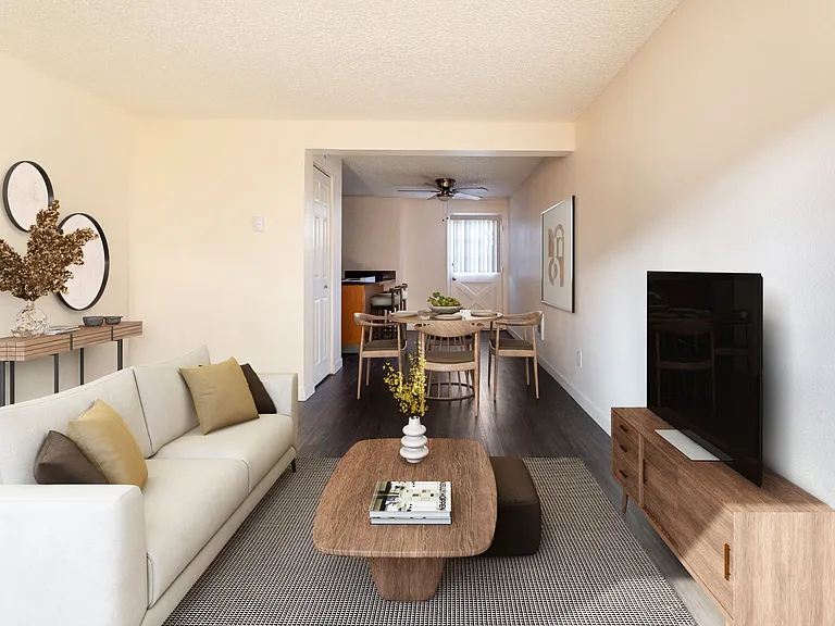 Manchester Square Apartments — Photo 2