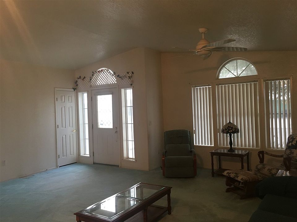 1st image of 5048 E 33rd Pl