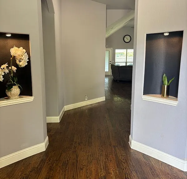 4312 Poppy Dr — Photo 1