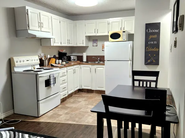 4752 55th St, Red Deer, AB