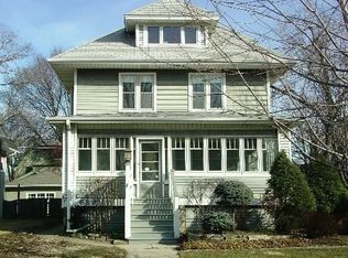 632 S Grove Ave, Oak Park, IL 60304