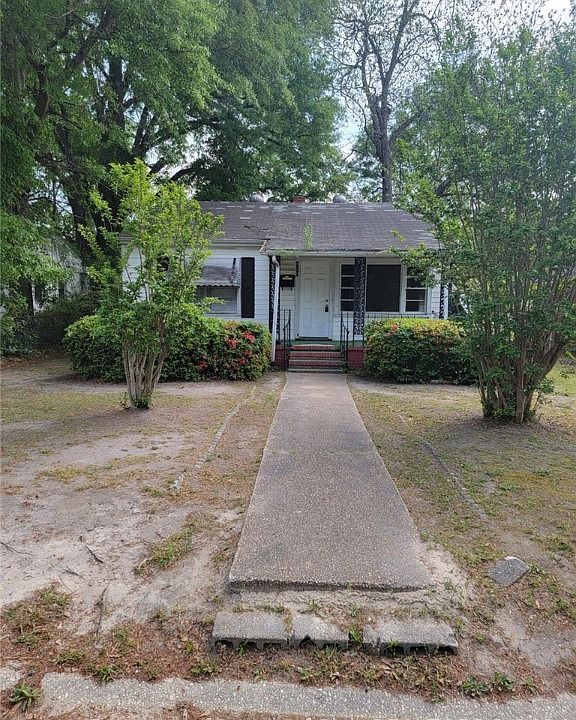 1st image of 820 E Orange St