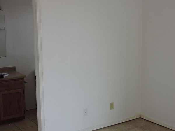 2nd image of 4021 Olympic Ave #B