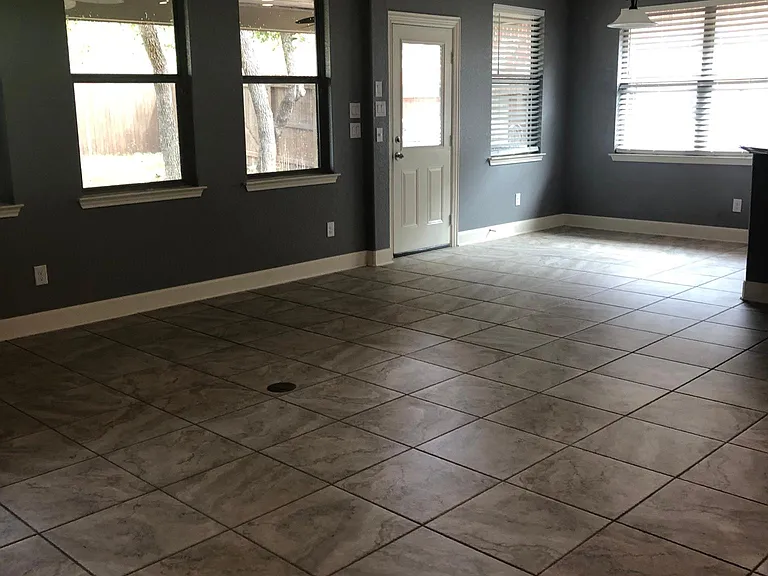 5042 Segovia Way — Photo 20
